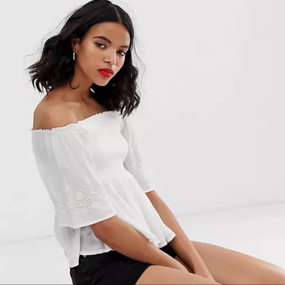 Only Fluted Sleeve Smock Top in Vintage Cream (UK)